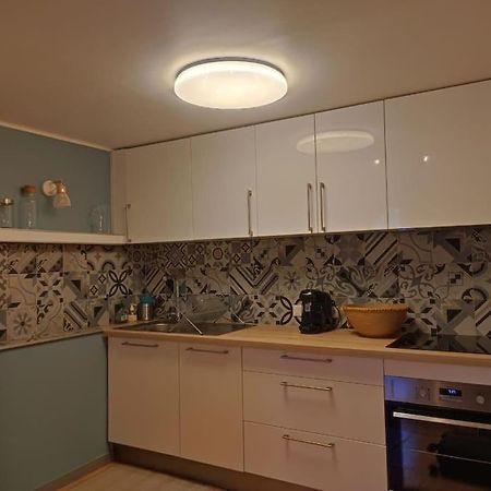 Appartement Cosy 2/4 Personnes La Roquebrussanne Екстериор снимка