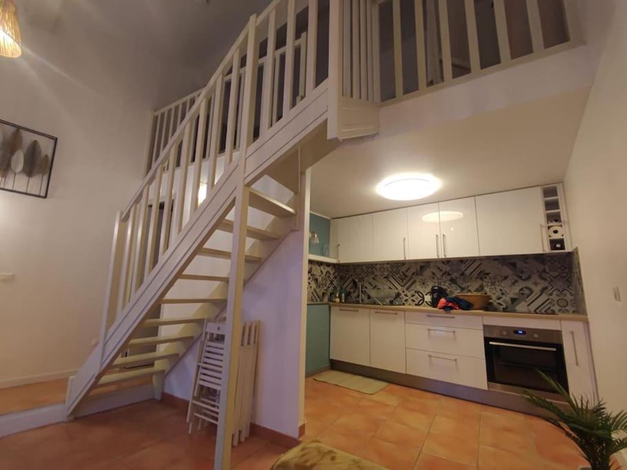 Appartement Cosy 2/4 Personnes La Roquebrussanne Екстериор снимка