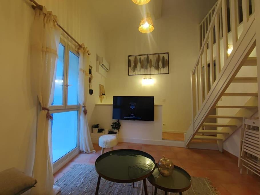 Appartement Cosy 2/4 Personnes La Roquebrussanne Екстериор снимка